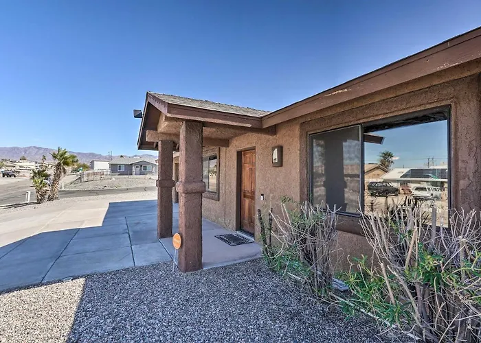 Holiday home 2 Mi To Lake: W/ Fire Pit In Arizona!