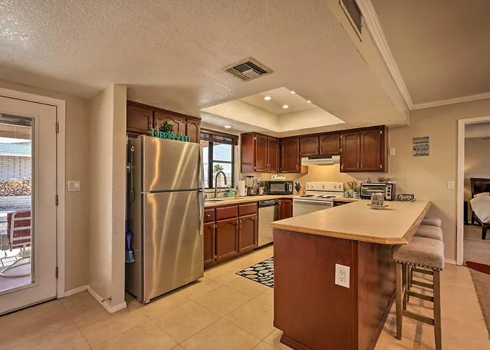 Holiday home 2 Mi To Lake: W/ Fire Pit In Arizona! *
