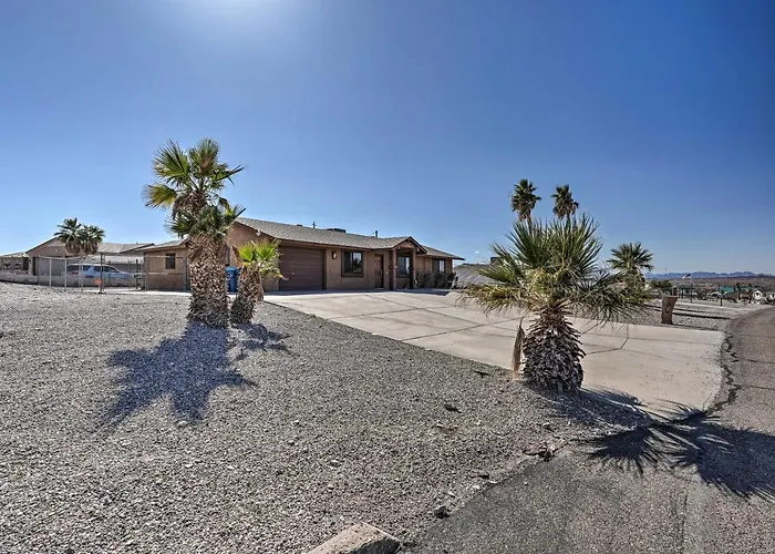Holiday home 2 Mi To Lake: W/ Fire Pit In Arizona!