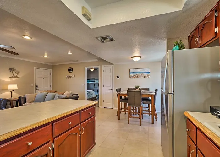 2 Mi To Lake: W/ Fire Pit In Arizona! Lake Havasu City