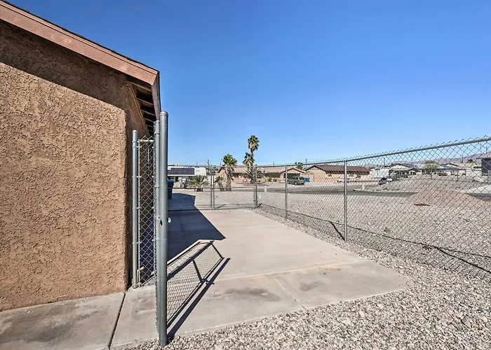 2 Mi To Lake: W/ Fire Pit In Arizona! Lake Havasu City