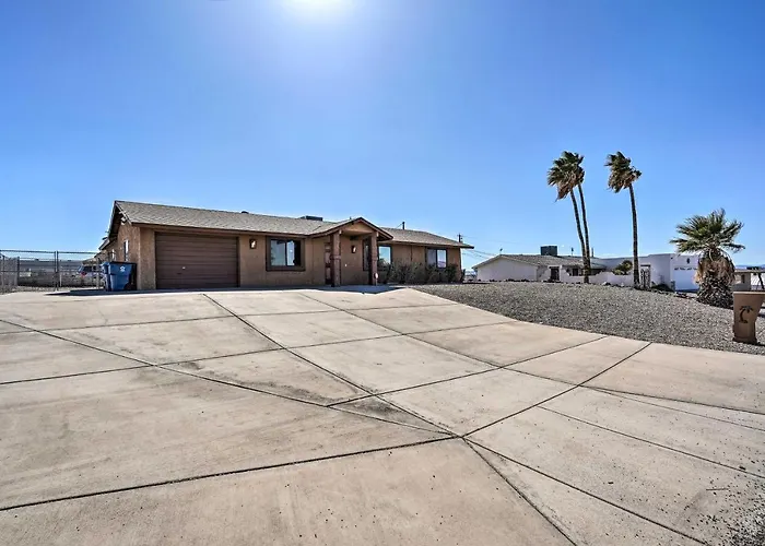 Holiday home 2 Mi To Lake: W/ Fire Pit In Arizona!